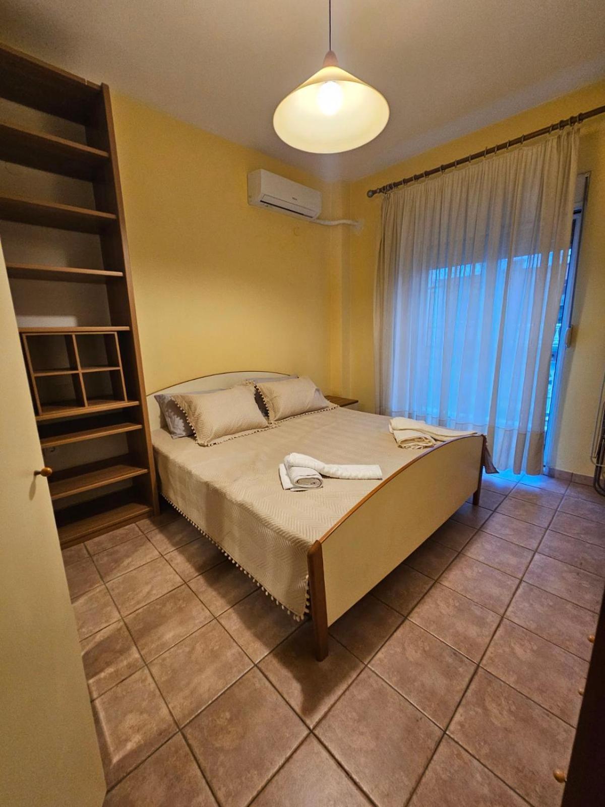 Kt Apartment Dráma Buitenkant foto